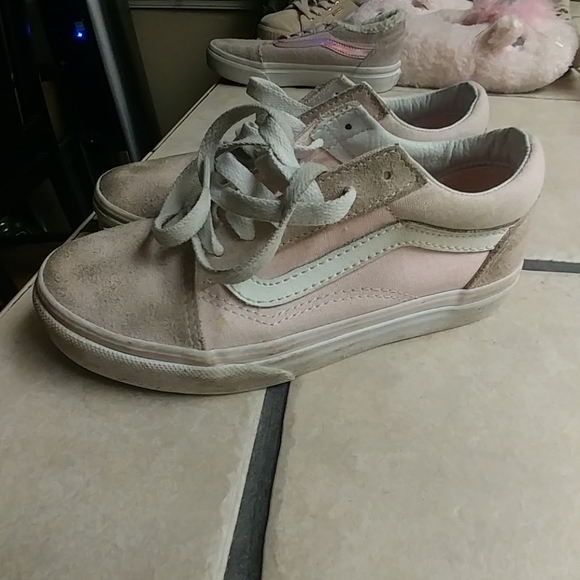 dirty pink vans